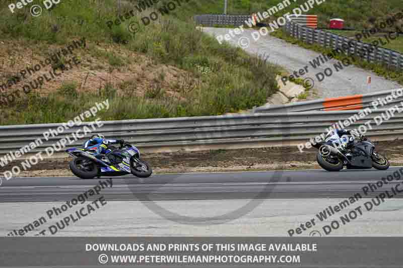 cadwell no limits trackday;cadwell park;cadwell park photographs;cadwell trackday photographs;enduro digital images;event digital images;eventdigitalimages;navarra;no limits trackdays;peter wileman photography;racing digital images;trackday digital images;trackday photos